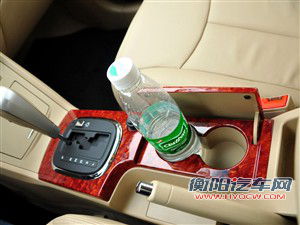 荣威 上海汽车 荣威350 2010款 基本型