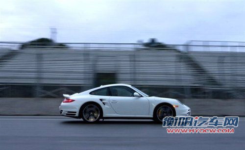没玩没了 对比克尔维特ZR1/保时捷911