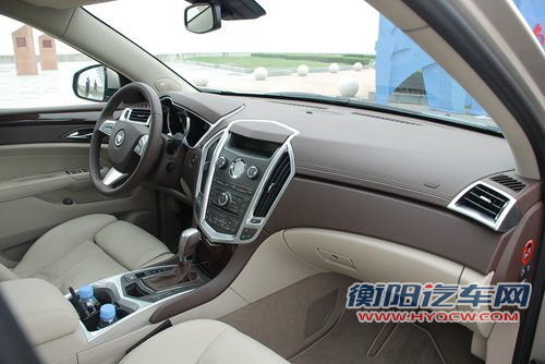 新SRX 2010款局部