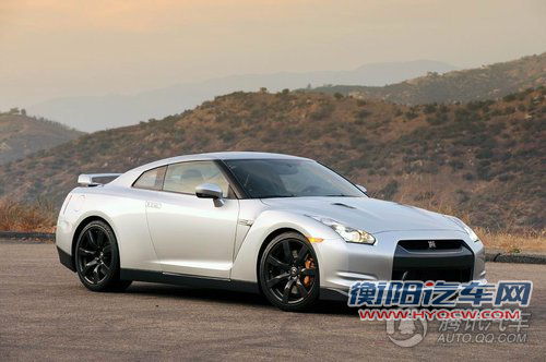 2010款 GT-R 官方资料图