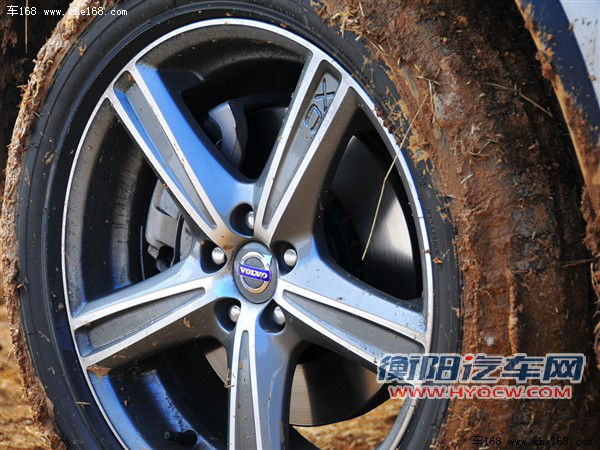 沃尔沃 沃尔沃(进口) 沃尔沃XC90 2010款 2.5T AWD运动版