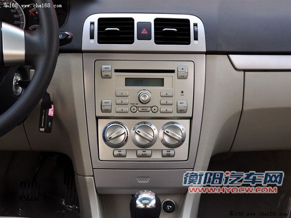 长安 长安汽车 长安CX30 2010款 1.6MT豪华型