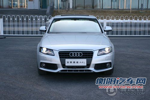 2010款奥迪A4L 2.0TFSI 运动型 到店实拍