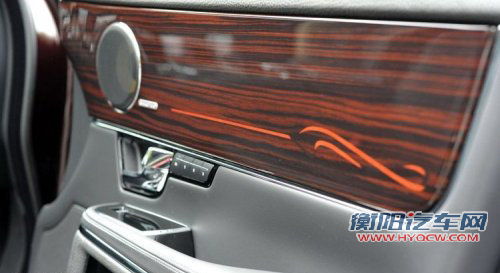 豪车也疯狂 试驾新款捷豹XJ Supersport