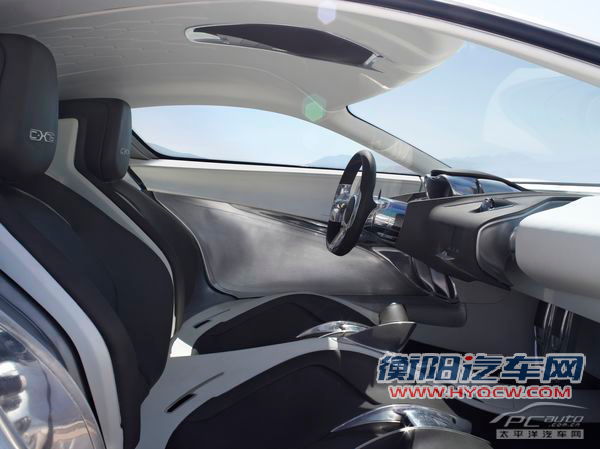 捷豹C-X75