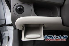 雪佛兰 新赛欧两厢