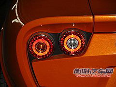 RS2000