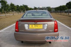 凯迪拉克SLS赛威2.0T 豪华型正后图片