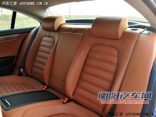 推5座车型 2011款一汽-大众CC将5月上市