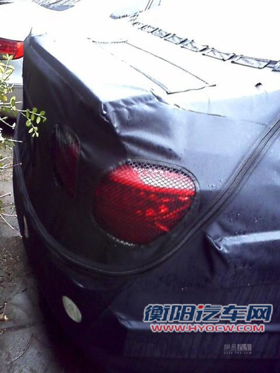 或配备8速自动变速箱 起亚K9豪华轿车谍照曝光
