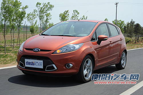 新嘉年华-两厢 1.5 AT