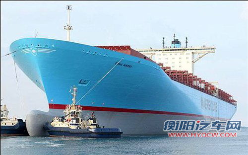 功率达10万马力 巨轮发动机让人开眼界