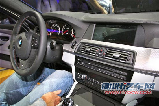 海外售73040英镑 宝马新一代M5正式亮相