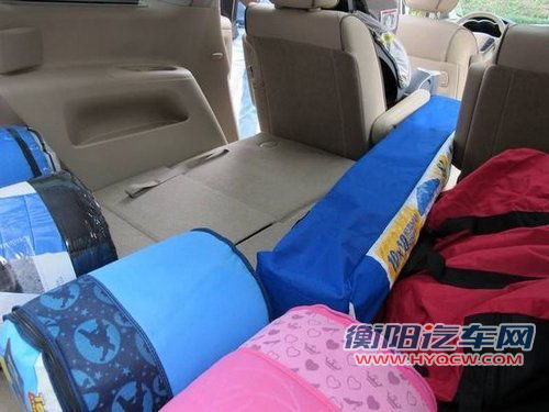 一见倾心保姆车 试驾2011款日产贵士LE