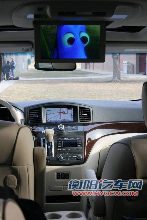 一见倾心保姆车 试驾2011款日产贵士LE