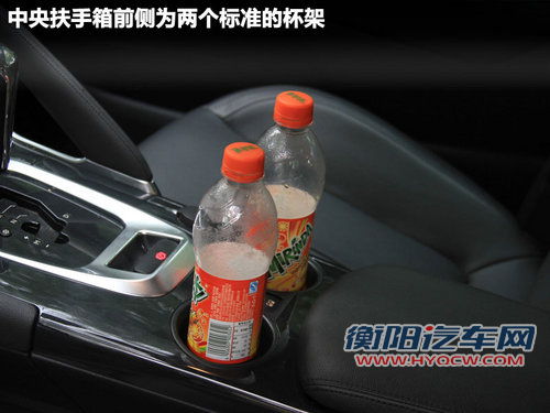 连姚明都能躺下 标致3008车内空间体验