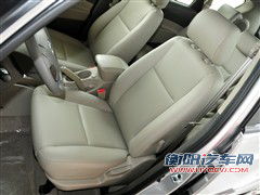 低价大空间 长城腾翼V80对比江淮和悦RS