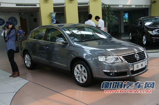 2011款 迈腾1.4TSI标准型 到店实拍