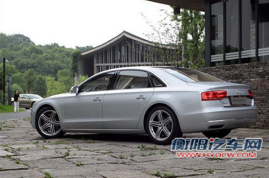全新一代奥迪A8L W12版车型本月18日上市