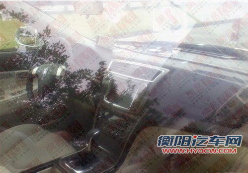 欧洲风格浓郁 长安CD101量产版内饰曝光