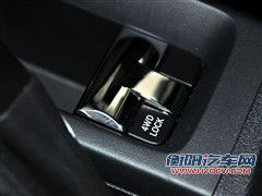 jeep吉普 jeep吉普 指南者 2011款 2.4 运动版