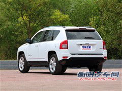 jeep吉普 jeep吉普 指南者 2011款 2.4 豪华导航版