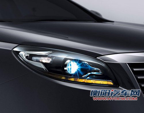 雷诺三星公布新款SM7细节 与天籁同底盘