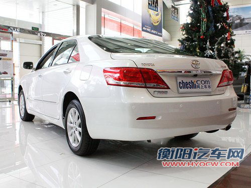 广汽丰田 凯美瑞 200G Navi 车辆左后45度视角