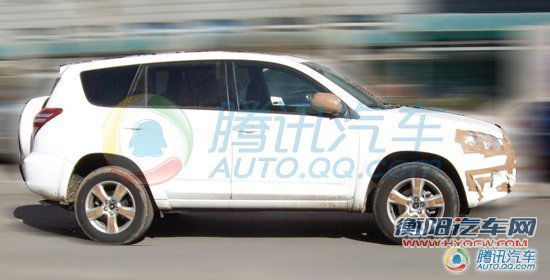 新款丰田RAV4国产整装待发 最快8月底上市