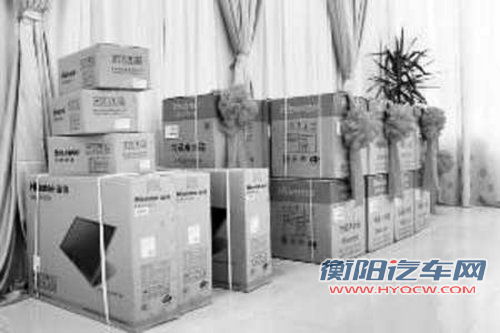 卡宴路虎打杂 苏州富二代婚礼“被炫富”