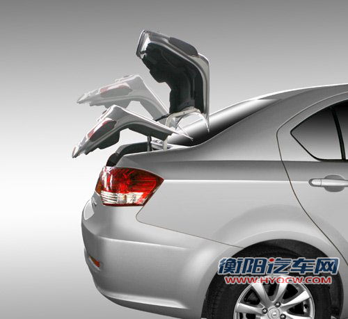 2012款腾翼C30手动车型先期上市 配置升级