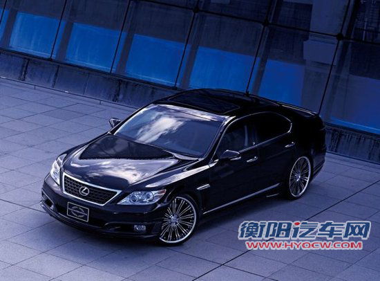 雷克萨斯海外推2012款LS 运动版看点颇多