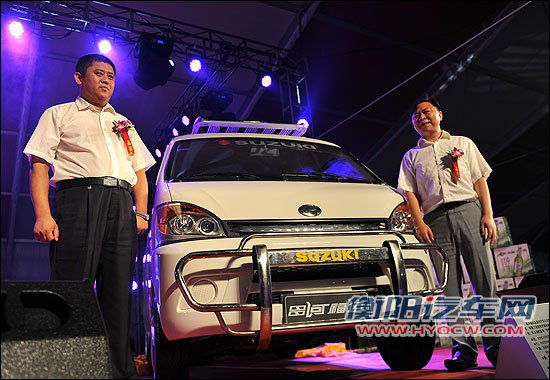 全新宽体大微客昌河福运上市 售价4