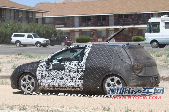 高尔夫7 GTI测试原型车首次曝光 尺寸更大