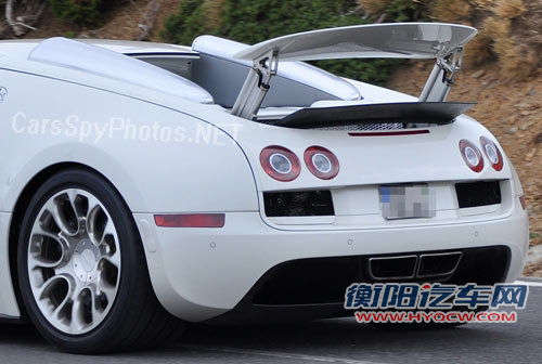 布加迪威航性能版谍照 1200马力/敞篷版