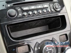 自由与得瑟的快感 标致308CC试驾评测