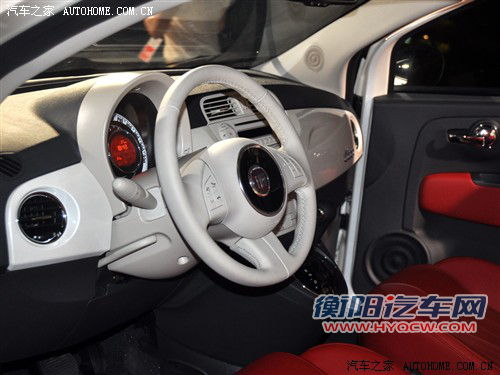 菲亚特 菲亚特(进口) 菲亚特500 2011款 pop时尚版 菲亚特 菲亚特(进口) 菲亚特500 2011款 pop时尚版