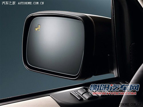 增4.4T柴油版 新款揽胜将成都车展上市