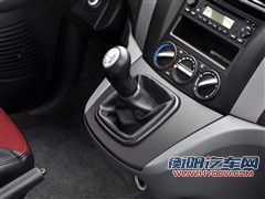 东风 风行汽车 景逸 2011款 lv 1.5 手动豪华型