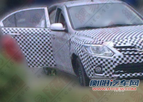 或明年推出 哈飞B501三厢轿车谍照曝光 或明年推出 哈飞B501三厢轿车谍照曝光