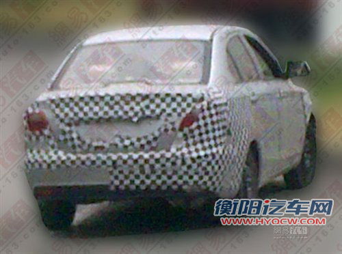 或明年推出 哈飞B501三厢轿车谍照曝光 或明年推出 哈飞B501三厢轿车谍照曝光