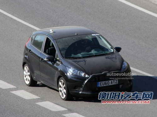 家族造型将变脸 嘉年华小改款谍照曝光