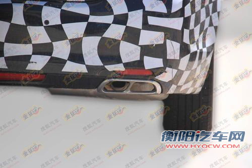 全新荣威750谍照高清详拍