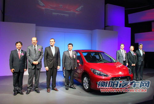 东风标致308上市 售价10.39万-14.19万元