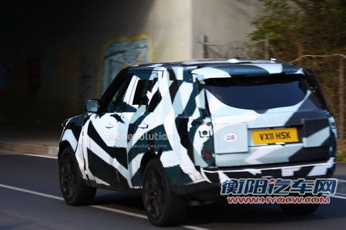 2013款路虎揽胜谍照 轴距加长增混动版