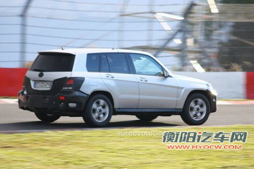 新款奔驰GLK谍照首曝 V6引擎/日内瓦发布 新款奔驰GLK谍照首曝 V6引擎/日内瓦发布