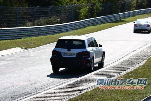 新款奔驰GLK谍照首曝 V6引擎/日内瓦发布 新款奔驰GLK谍照首曝 V6引擎/日内瓦发布