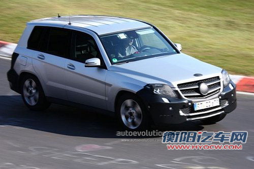 新款奔驰GLK谍照首曝 V6引擎/日内瓦发布 新款奔驰GLK谍照首曝 V6引擎/日内瓦发布