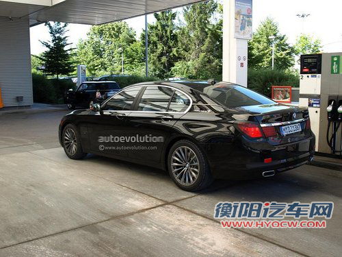 改款宝马7系混动谍照 内饰曝光/V8配混动 改款宝马7系混动谍照 内饰曝光/V8配混动