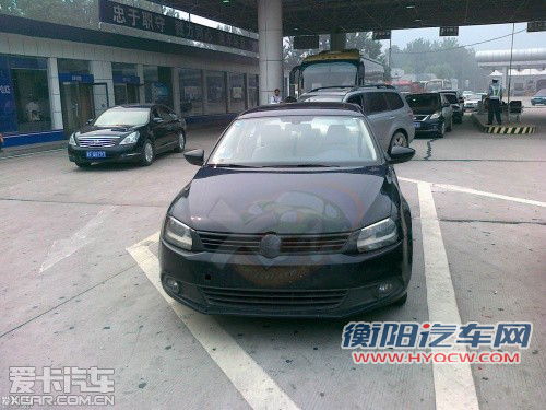 一汽大众新速腾实拍图曝光 或广州车展亮相